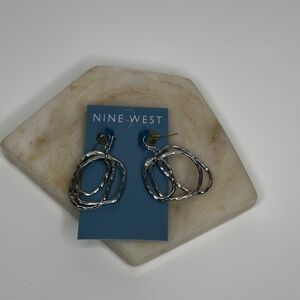 Nine West drop earrings